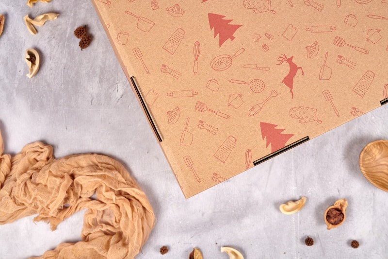 Коробки для вещей купить: картонные с крышкой в гардеробную недорого в Краснодаре фото