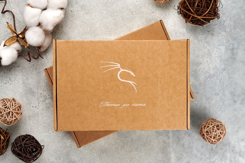 Картонные коробки-шкатулки под текстиль