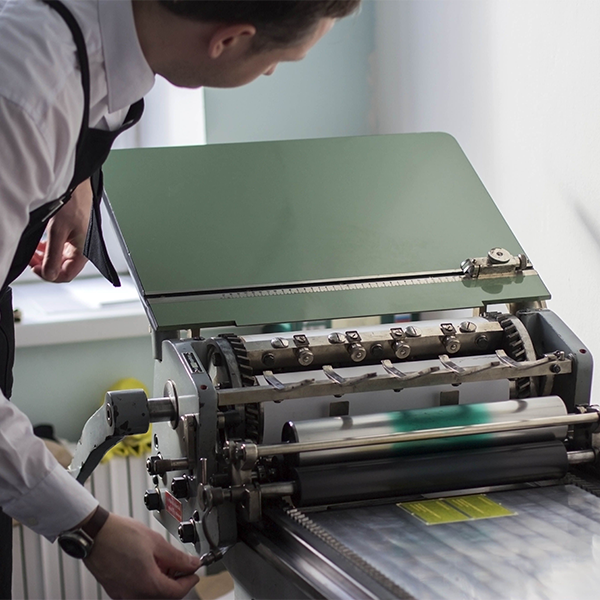 Услуги по производству изделий из картона в Краснодаре с доставкой фото