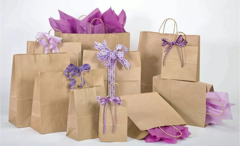 Использование крафт-пакетов в упаковке подарков: стильные, экологичные решения