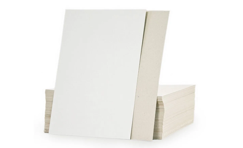 otlichiya-melovannogo-i-nemelovannogo-kartona (1).png